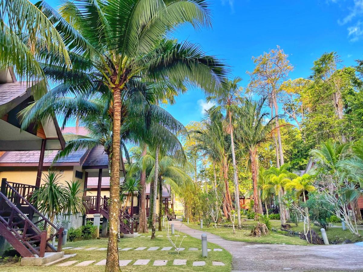 Tunamaya Beach & Spa Resort Tioman Island Kampong Mukut Esterno foto
